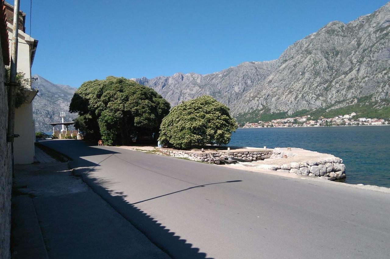 Mediterranean Holiday House & Apartments Kotor Eksteriør bilde