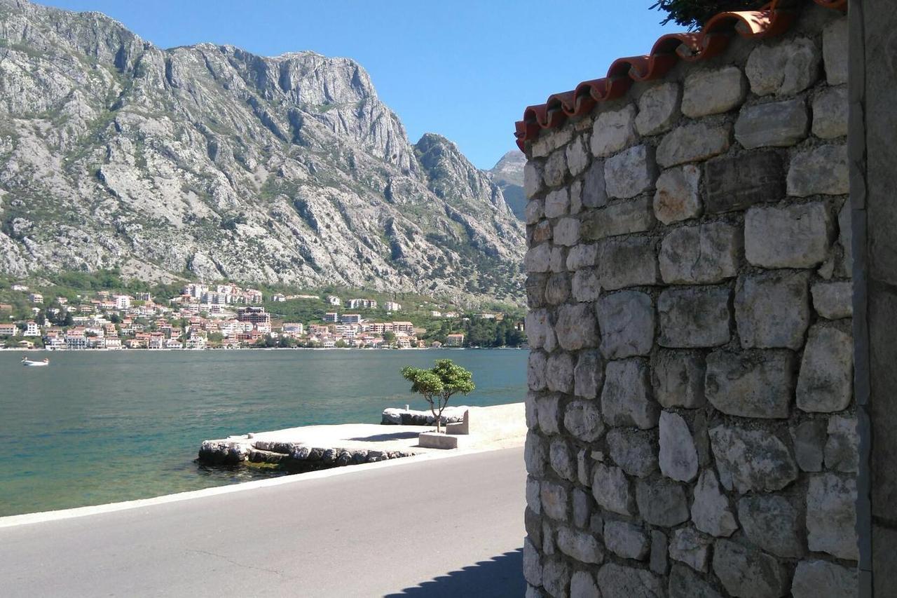 Mediterranean Holiday House & Apartments Kotor Eksteriør bilde
