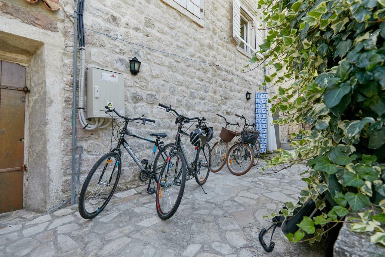 Mediterranean Holiday House & Apartments Kotor Eksteriør bilde
